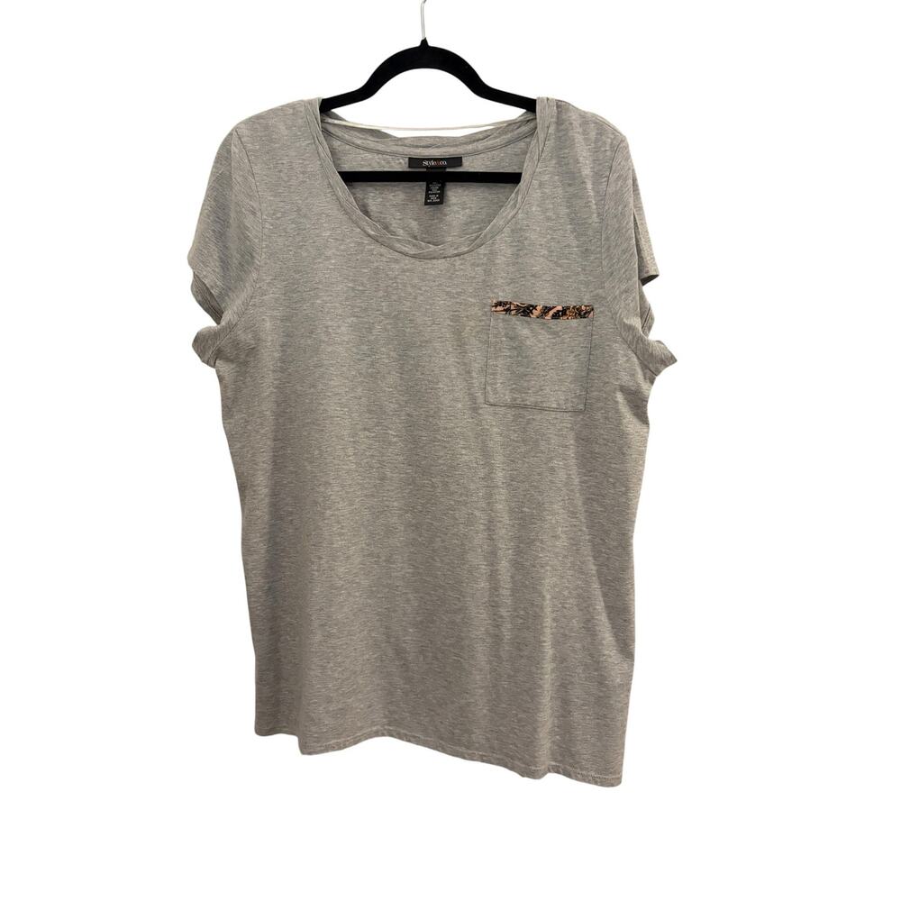 Style & Co. Gray T-shirt Blouse Cotton Blend XL
Pleated Back Panel Mixed Fabric